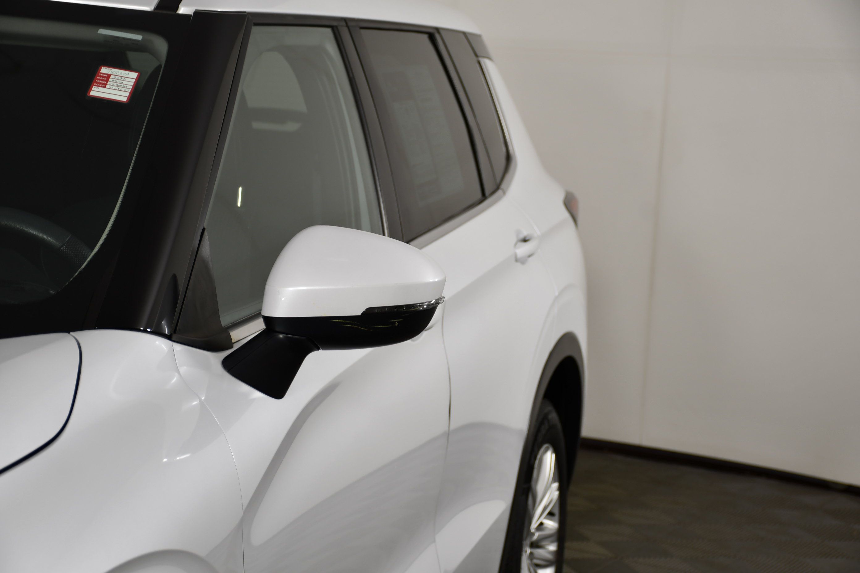 Used 2022 Mitsubishi Outlander ES AWD/4WD image 13