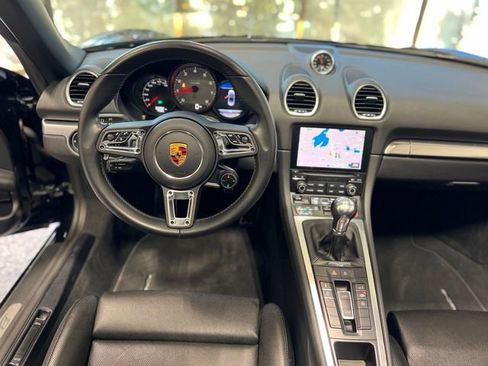 Used 2019 Porsche 718 Boxster S image 20