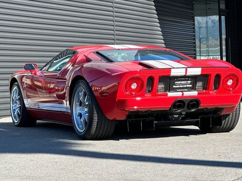 Used 2006 Ford GT Base image 3