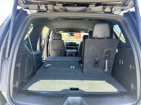 Used 2025 Chevrolet Tahoe LT RWD image 25