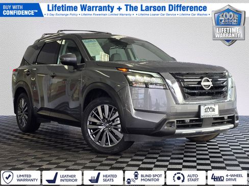 Used 2025 Nissan Pathfinder SL w/ SL Premium Package image 1