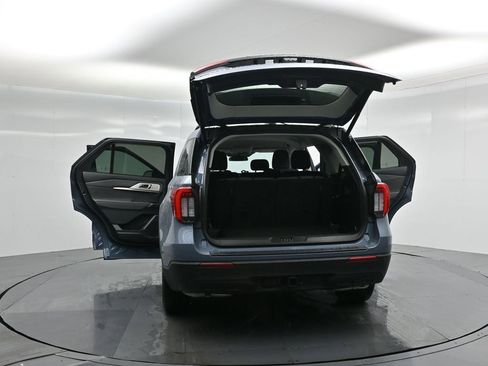 Used 2025 Ford Explorer Active image 32