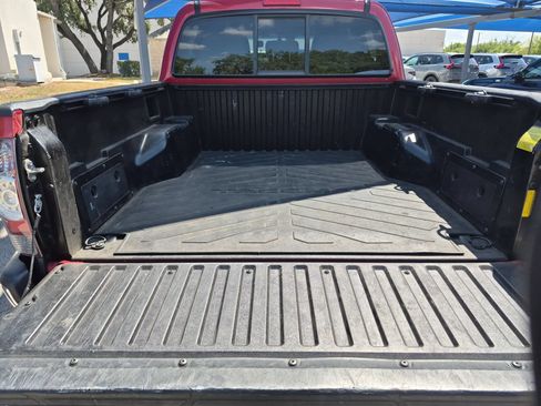 Used 2011 Toyota Tacoma PreRunner w/ SR5 Pkg #2 RWD image 24