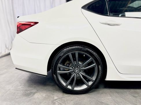 Used 2018 Acura TLX V6 w/ Technology & A-SPEC Pkg image 10