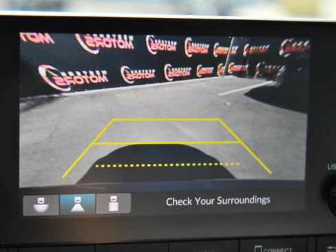 Used 2024 Honda Civic EX-L image 19