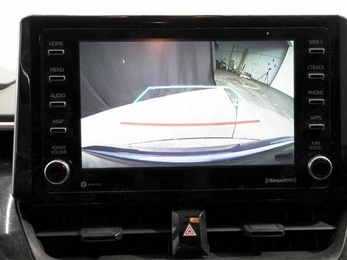 Used 2021 Toyota Corolla LE image 26