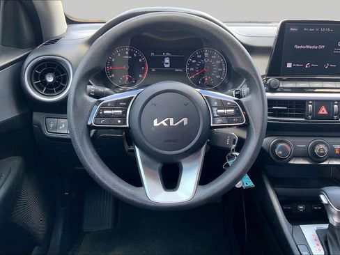 Certified 2023 Kia Forte LXS w/ LXS Technology Package FWD image 6