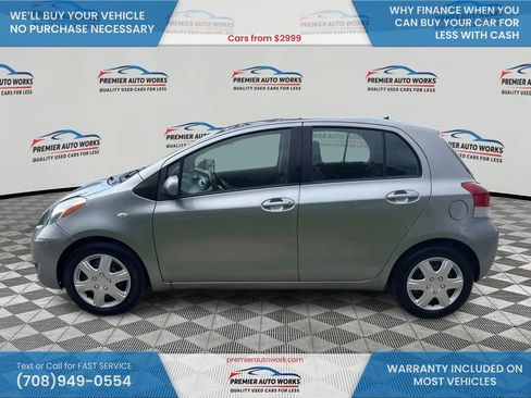 Used 2009 Toyota Yaris 4-Door Hatchback FWD image 9