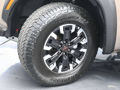 Used 2022 Nissan Frontier PRO-4X AWD/4WD image 21