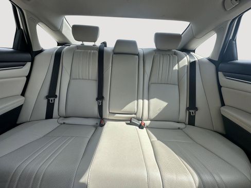 Used 2021 Honda Accord EX-L image 13