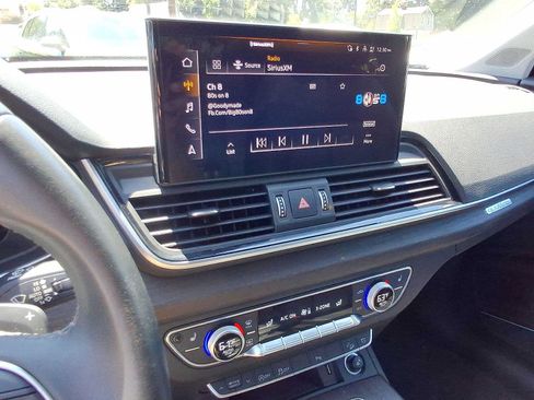 Certified 2023 Audi Q5 2.0T Premium Plus w/ Premium Plus Package AWD/4WD image 19