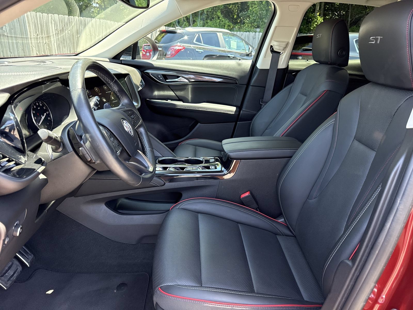 Used 2023 Buick Envision Essence w/ Sport Touring Package AWD/4WD image 9