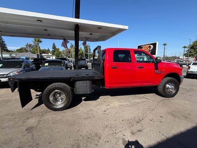 Used 2018 RAM 3500 Tradesman w/ Chrome Appearance Group AWD/4WD image 70