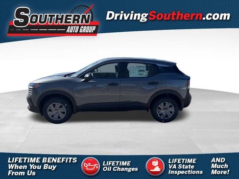 New 2026 Nissan Kicks S image 1