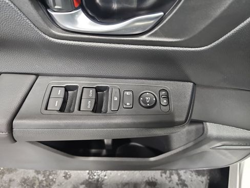 Used 2025 Honda CR-V EX image 26