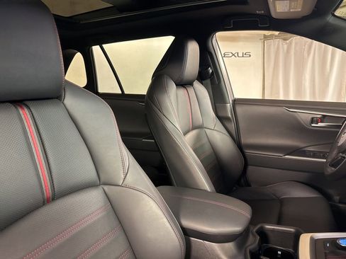 Used 2024 Toyota RAV4 XSE w/ Premium Package image 9