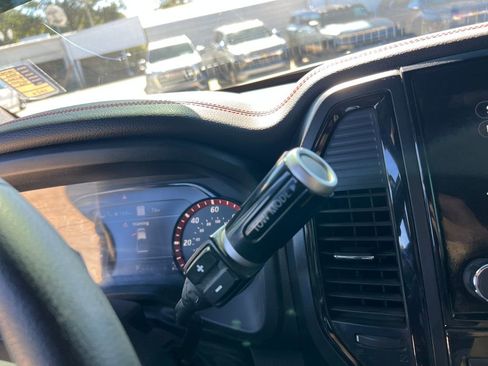 Used 2022 Nissan Titan PRO-4X w/ Pro-4x Utility Package image 24