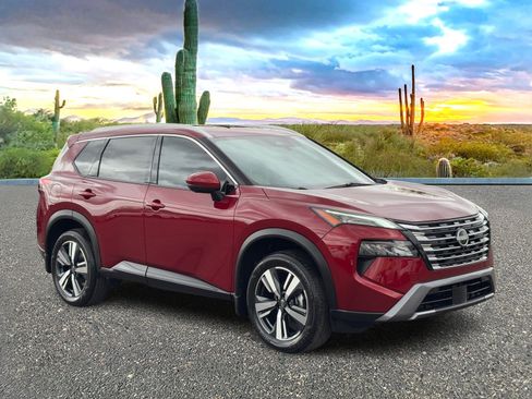 Certified 2025 Nissan Rogue SL image 7