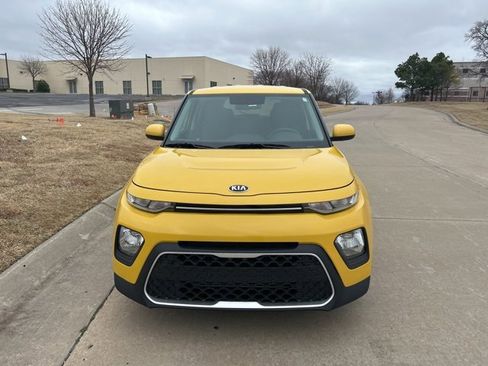 Used 2020 Kia Soul LX image 17