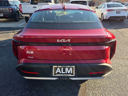 Used 2025 Kia K4 LXS image 10