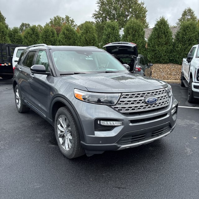 Used 2021 Ford Explorer Limited w/ Equipment Group 301A AWD/4WD image 5