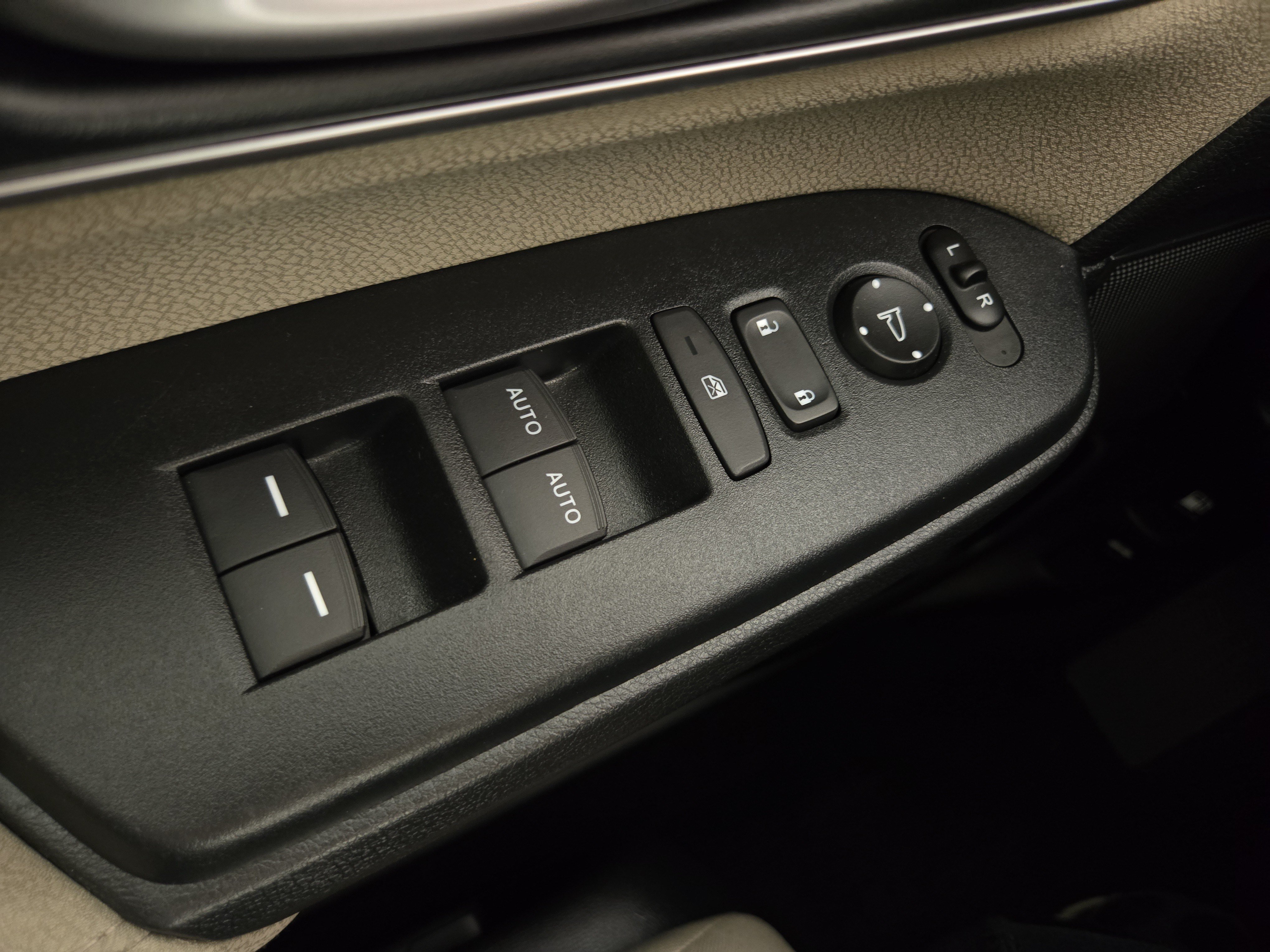 Used 2022 Honda CR-V EX image 26
