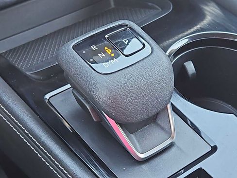 Used 2022 Nissan Rogue SL w/ SL Premium Package image 29