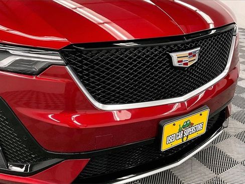 Used 2023 Cadillac XT6 Sport w/ Technology Package image 32