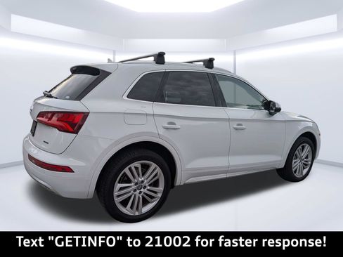Used 2020 Audi Q5 2.0T Premium Plus w/ Premium Plus Package AWD/4WD image 3