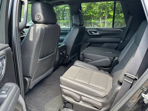 Used 2021 Chevrolet Tahoe Z71 w/ Luxury Package AWD/4WD image 12