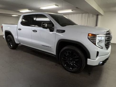 Certified 2026 GMC Sierra 1500 Denali Ultimate AWD/4WD image 2
