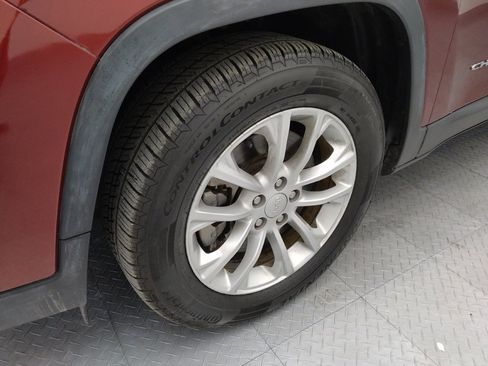 Used 2021 Jeep Cherokee Latitude image 31