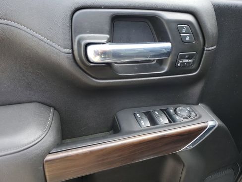 Used 2021 GMC Sierra 1500 SLT w/ SLT Premium Package image 18