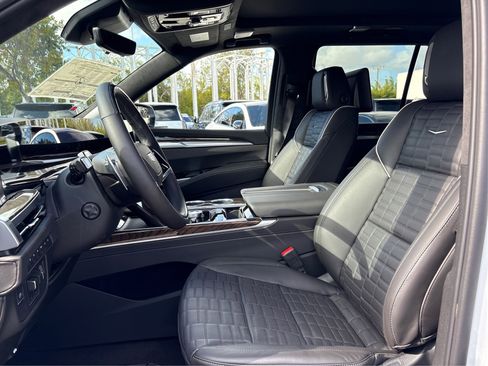 New 2026 Cadillac Escalade Platinum Sport w/ LPO, ONYX Package image 9