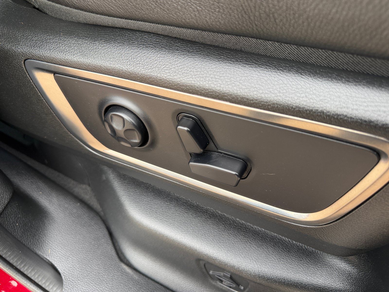 Used 2019 RAM 1500 Limited w/ Advanced Safety Group RWD image 29