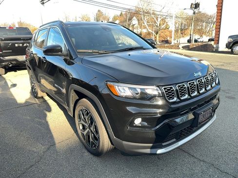 New 2026 Jeep Compass Limited image 2