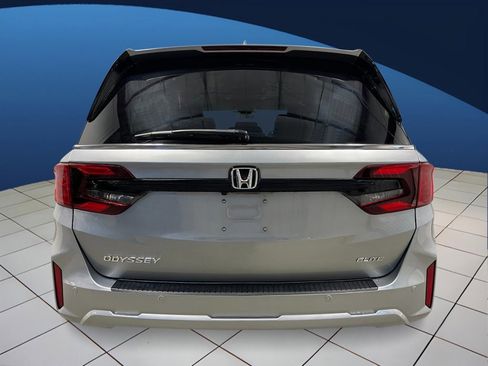 New 2026 Honda Odyssey Elite image 4