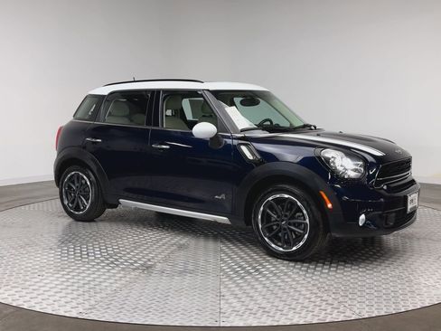 Used 2016 MINI Cooper Countryman S image 2