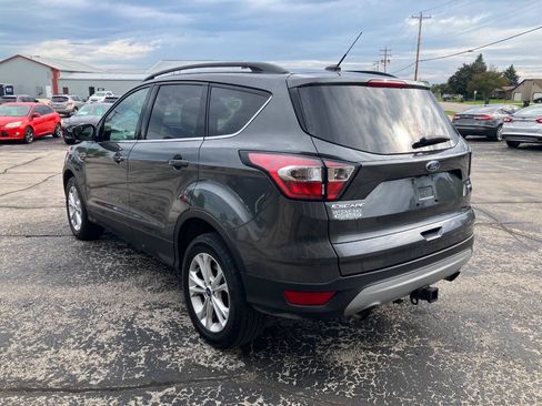 Used 2018 Ford Escape SE AWD/4WD image 5