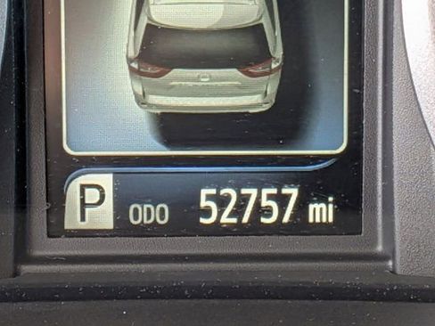 Used 2020 Toyota Sienna Limited w/ Carpet Mat Package FWD image 24