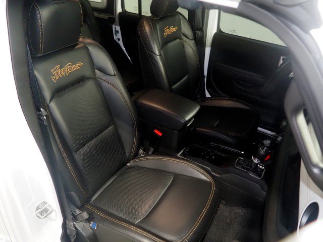 Used 2024 Jeep Wrangler 4xe AWD/4WD image 2