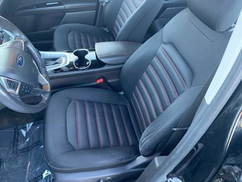 Used 2015 Ford Fusion SE w/ Equipment Group 201A image 7