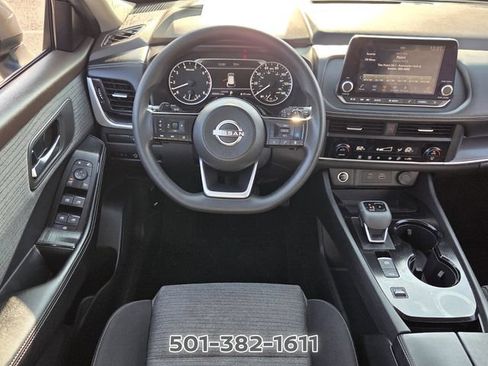 Used 2023 Nissan Rogue SV FWD image 14