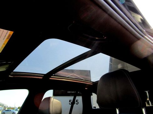 Used 2020 BMW X5 M50i w/ Premium Package image 29