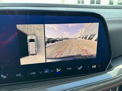 Used 2025 Chevrolet Tahoe RST image 28