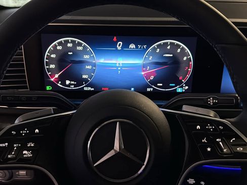 New 2026 Mercedes-Benz GLE 350 4MATIC image 18