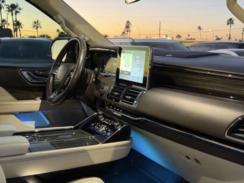Used 2020 Lincoln Navigator L Black Label image 33