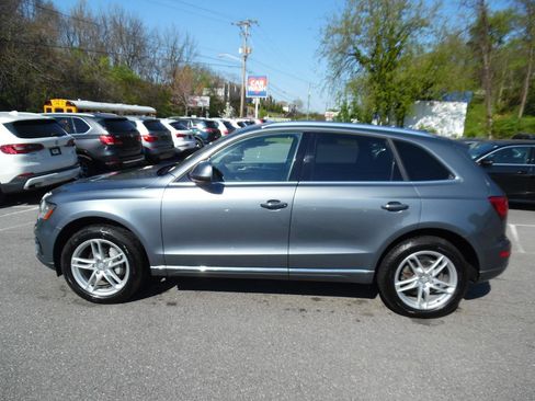Used 2015 Audi Q5 2.0T Premium Plus w/ Technology Package image 2
