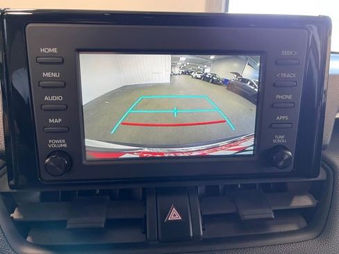 Used 2019 Toyota RAV4 LE image 28