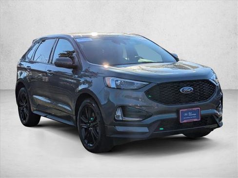 Certified 2022 Ford Edge ST-Line w/ Class II Trailer Tow Package image 3